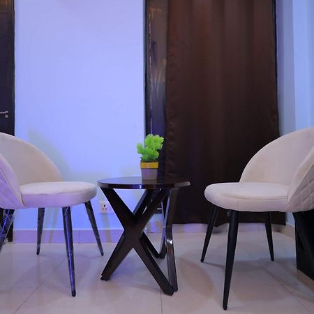 Shakti Villa Home Stay آغْرا المظهر الخارجي الصورة