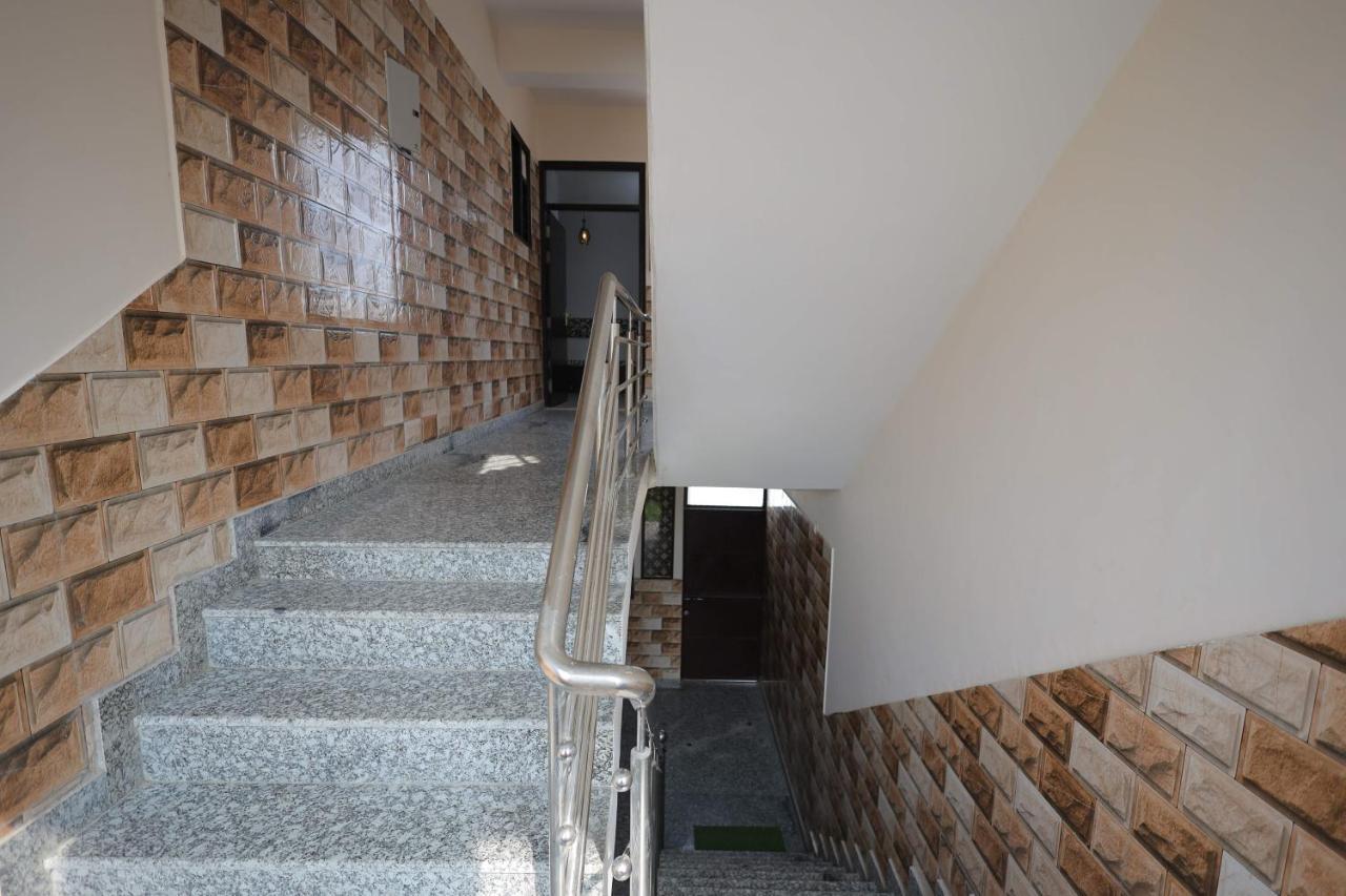 Shakti Villa Home Stay آغْرا المظهر الخارجي الصورة