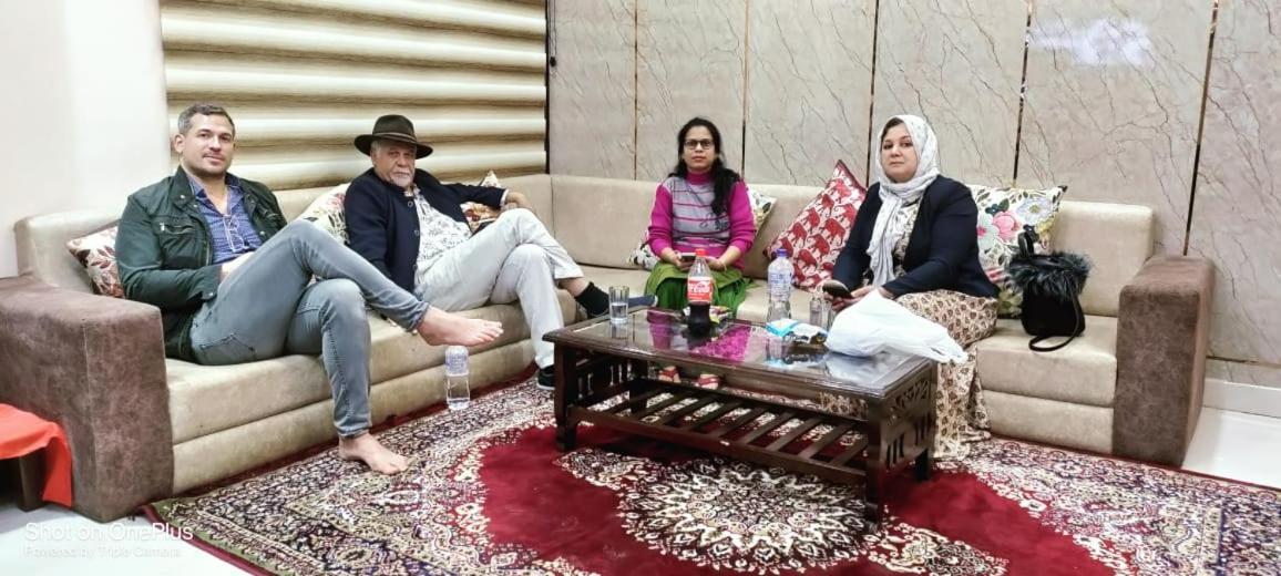 Shakti Villa Home Stay آغْرا المظهر الخارجي الصورة