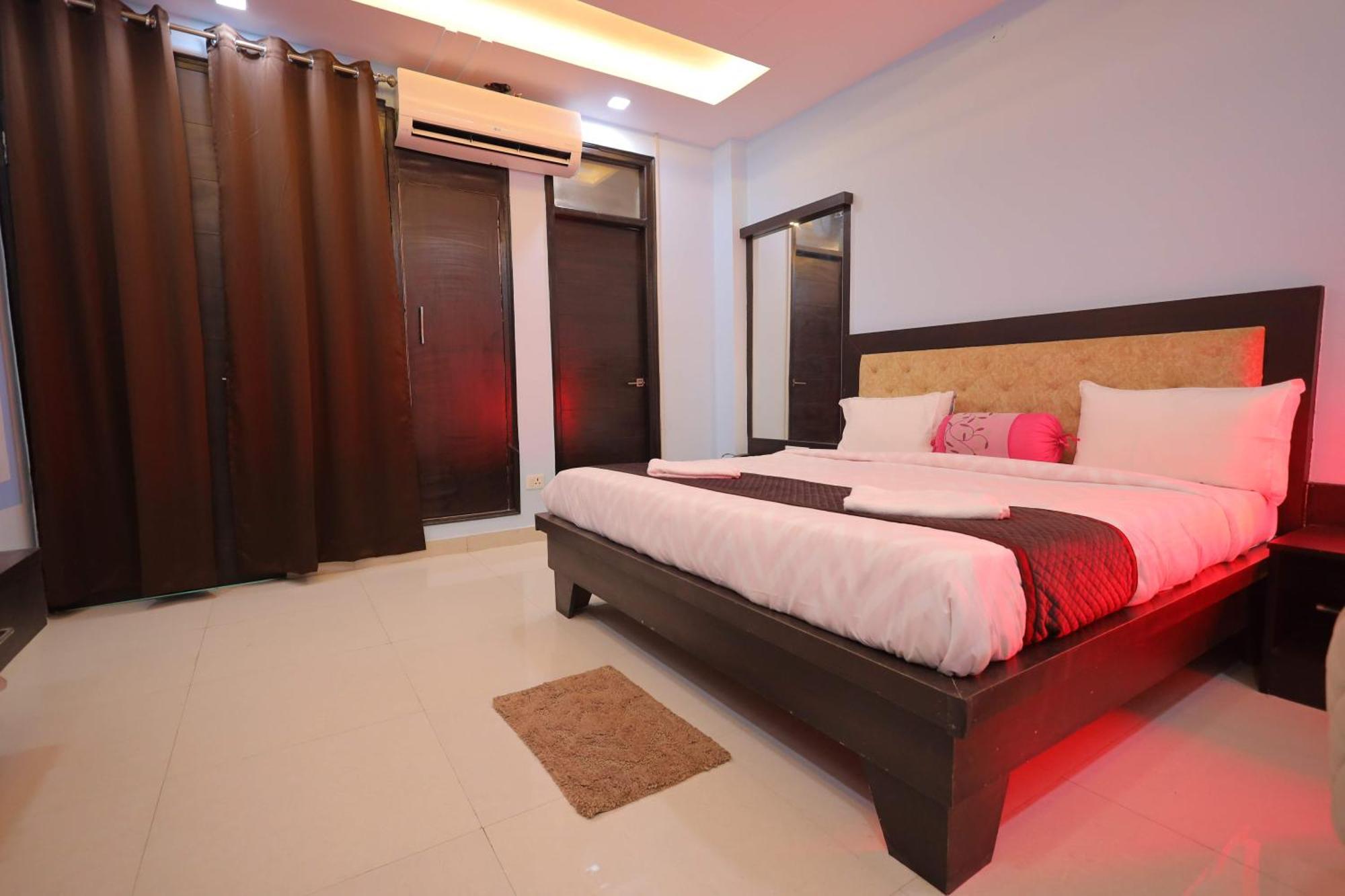 Shakti Villa Home Stay آغْرا المظهر الخارجي الصورة